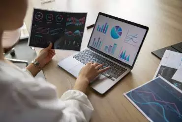 LARGE DATA ANALYSIS & REPORTING TOOL